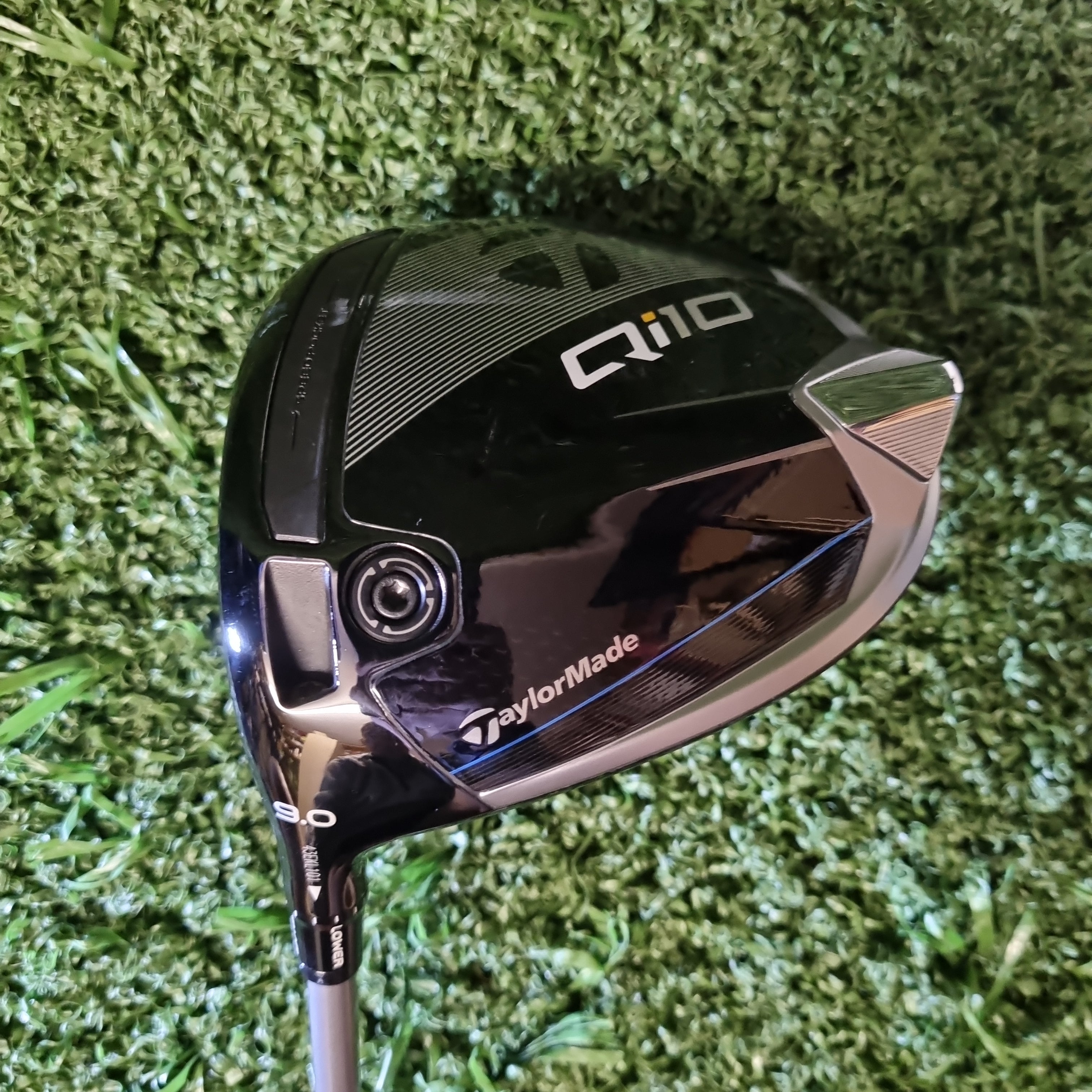 TaylorMade Qi10 Driver LEFT Hand 9 Deg Regular (EX Demo