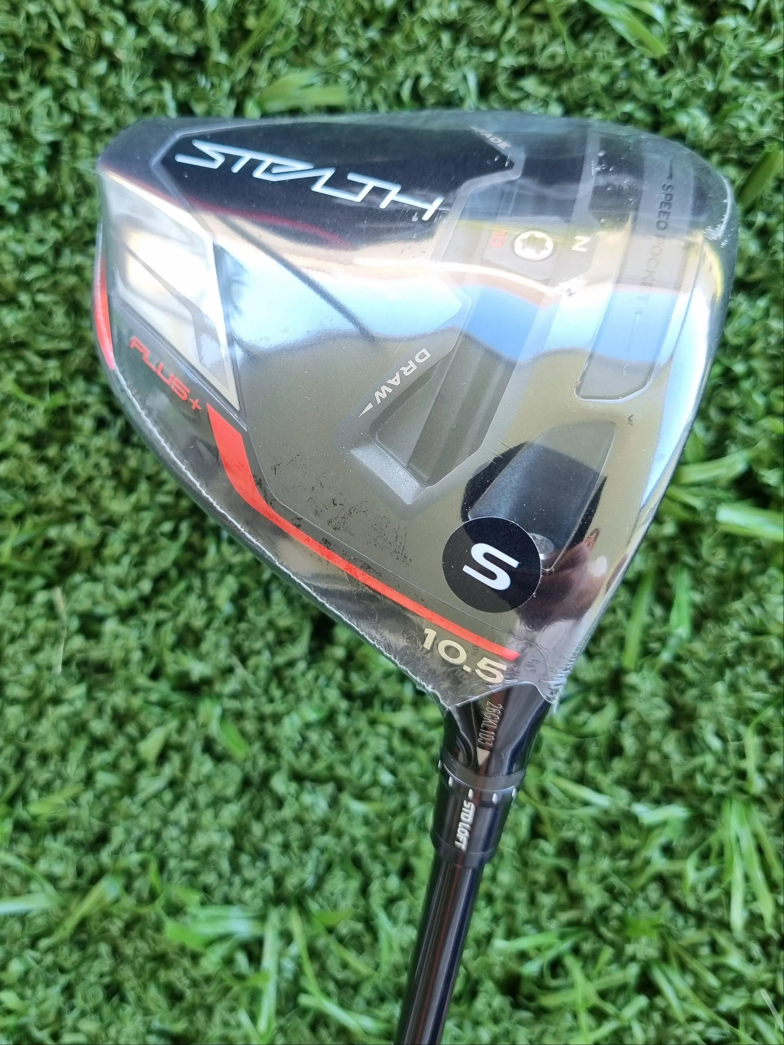 TaylorMade Stealth Plus Driver 10.5° Stiff (New) - Golf Clearance