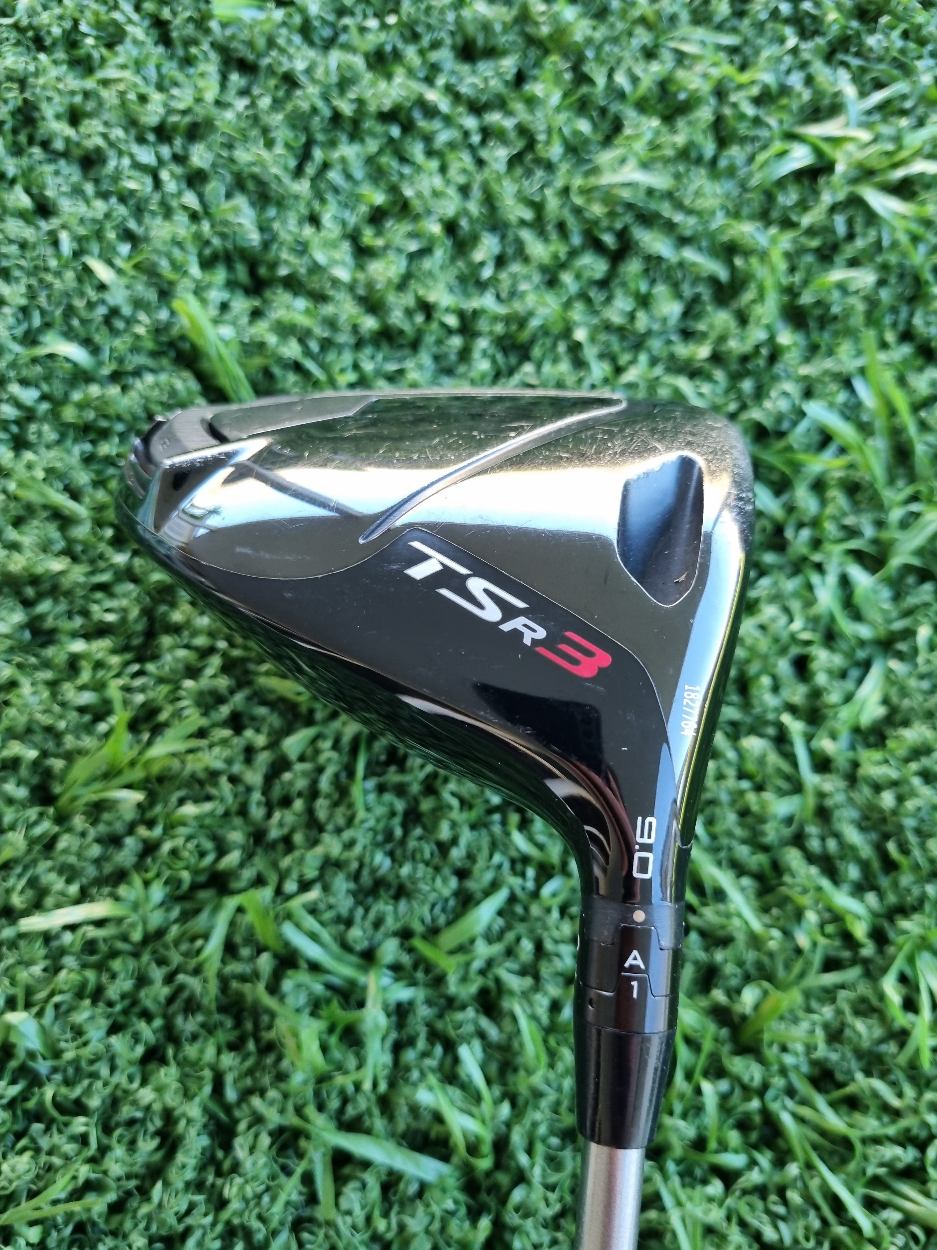 Titleist TSR3 ドライバー 9.0度 Titleist TSR3 Driver 9° Stiff (Used) | Golf Clearance