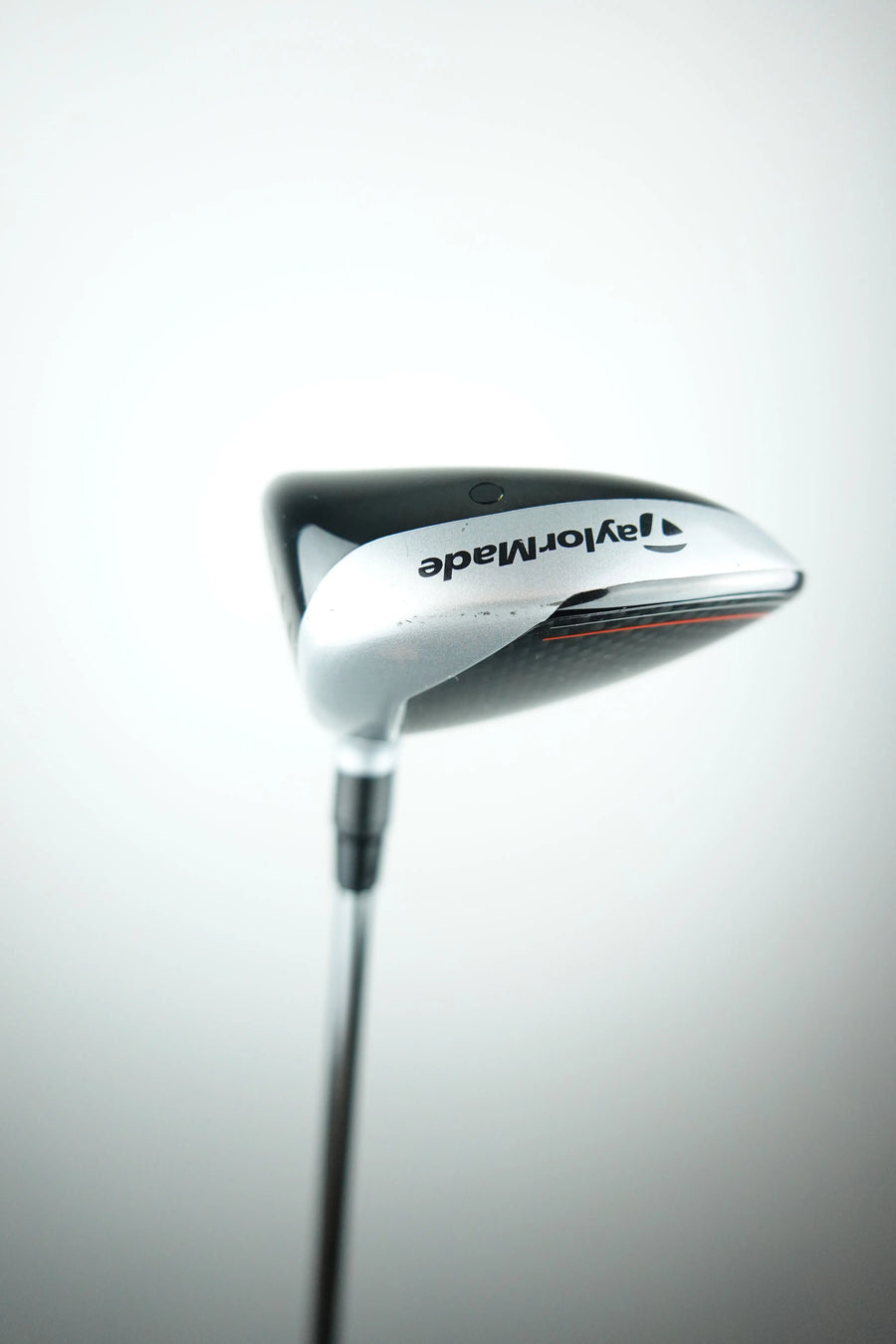 Used TaylorMade M5 Titanium 5W Fairway Wood - 19.0 Degree - Stiff Flex - Right Hand - Daimana DF60S Shaft TaylorMade