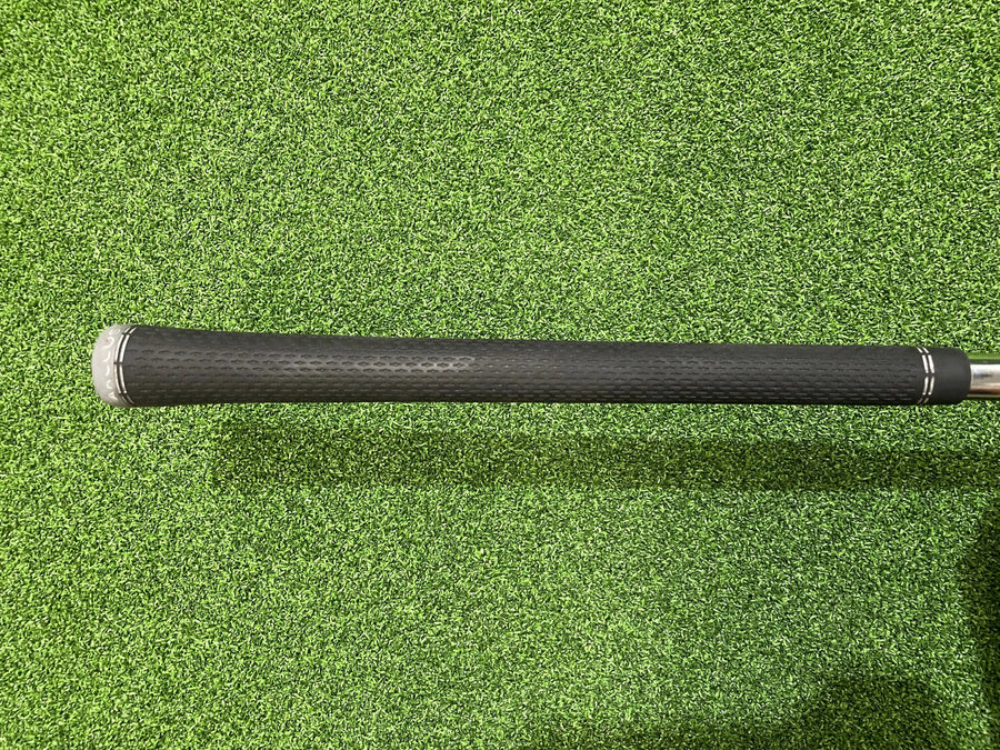 2020 PING G425 5-9, PW Iron Set (USED) - grip detail