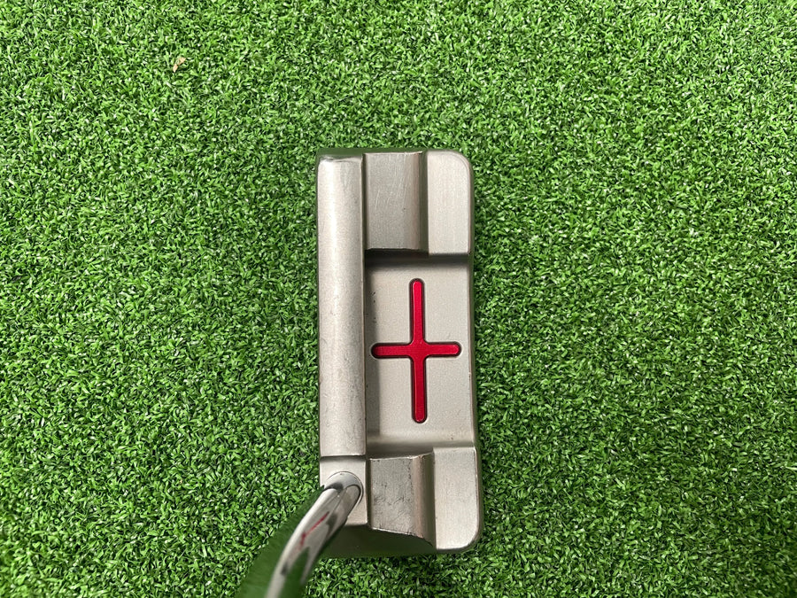 2014 Scotty Cameron Select Squareback 34" Putter With Headcover - sole