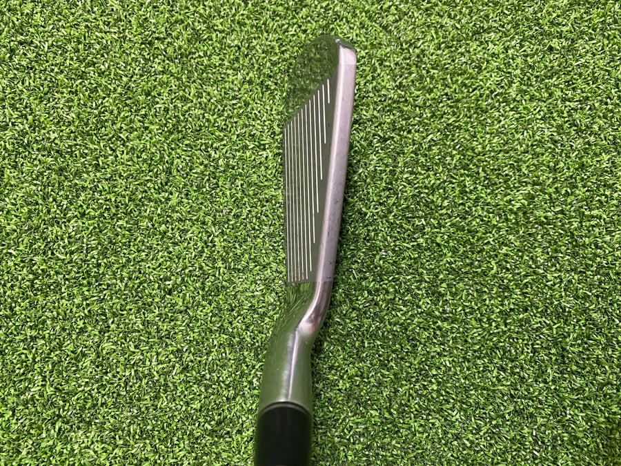 Bridgestone Tourstage ViQ 3-9, PW Iron Set (USED) - clubface