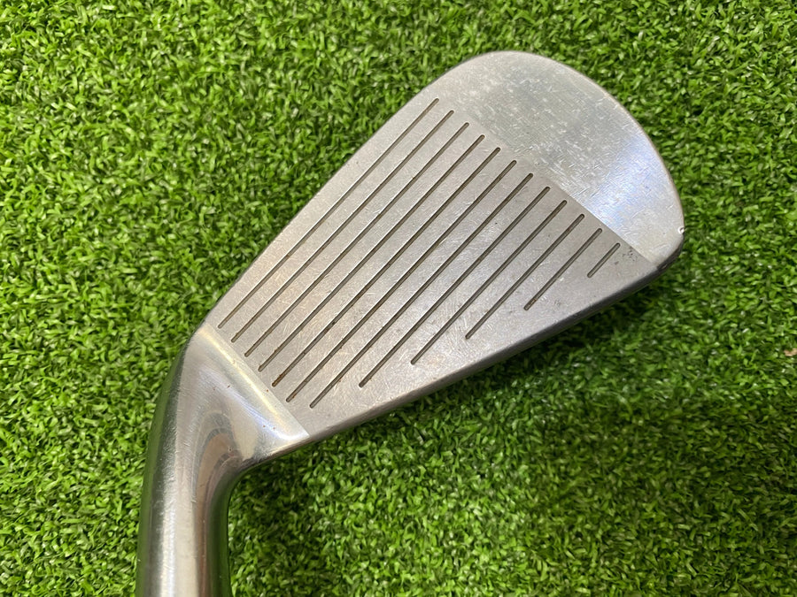 Bridgestone Tourstage ViQ 3-9, PW Iron Set (USED) - sole