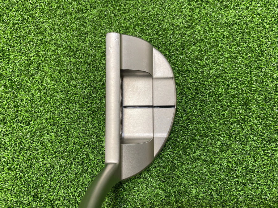 2018 Scotty Cameron Select Newport 3 33" Putter With Headcover - face view