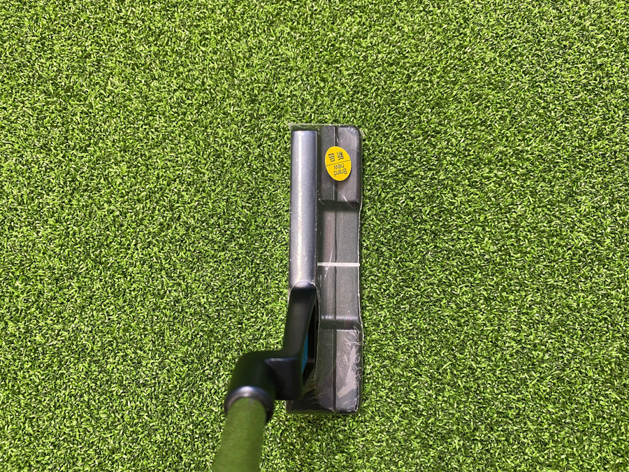 Odyssey Ai-One Tri-Beam #2 Putter 34" (NEW) - face