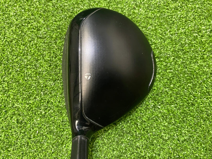 2022 TaylorMade Stealth 18° 5 Wood (USED) - clubface