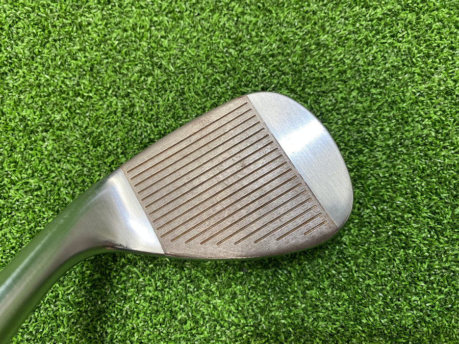 TaylorMade Milled Grind 2 Wedge 54°/11° (USED) - sole