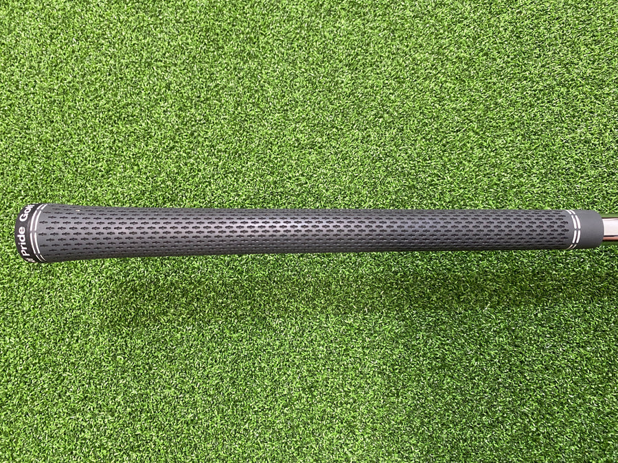 TaylorMade Milled Grind 2 Wedge 54°/11° (USED) - grip detail