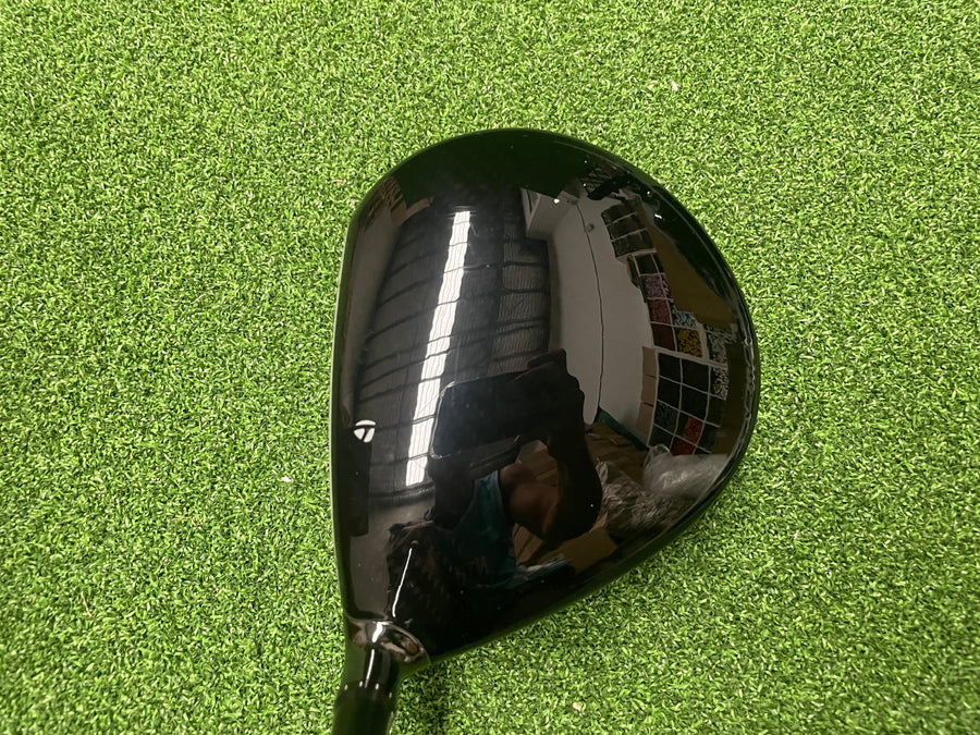 2024 TaylorMade Qi10 Driver 10.5° Stiff - sole