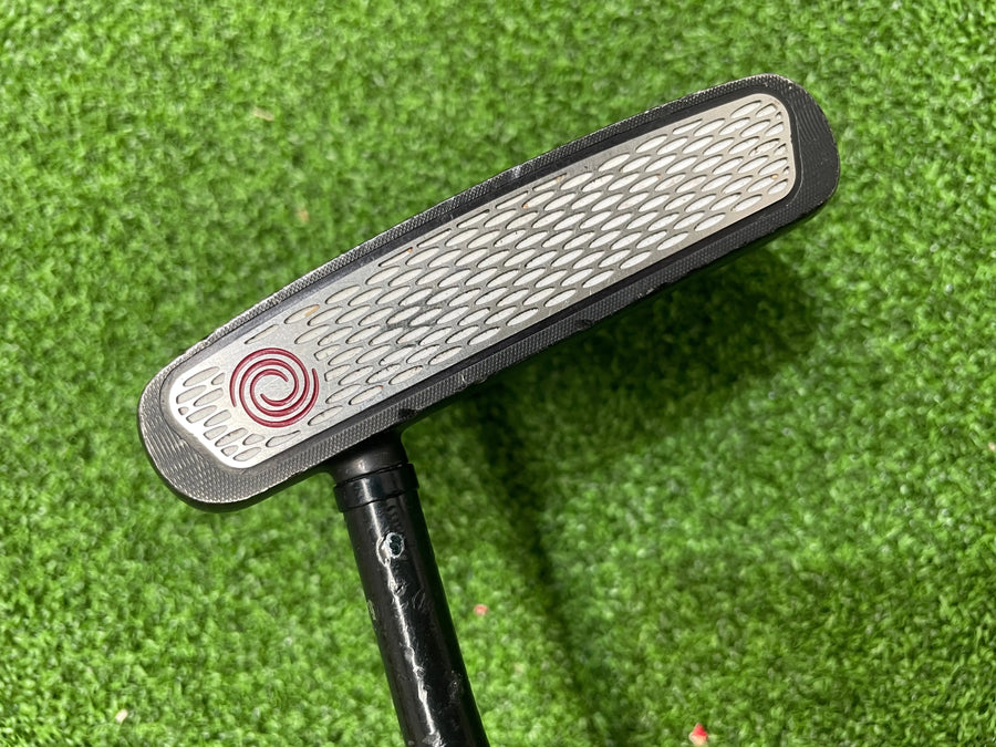 Odyssey Works Big T V-Line CS 34" Putter - shaft detail