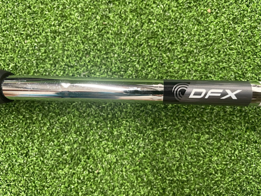 2025 Odyssey DFX #1 34" Putter (EXCELLENT) - grip detail