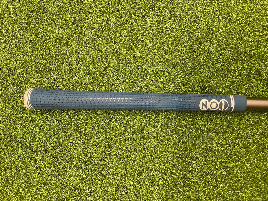 2019 Bridgestone Tour B JGR 6-9, PW Ladies Iron Set - back view