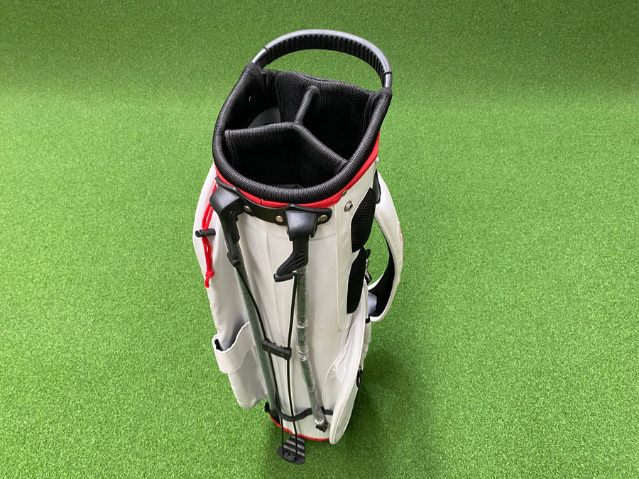 Cheng Sheng 4-Way Stand Bag White/Red (USED)