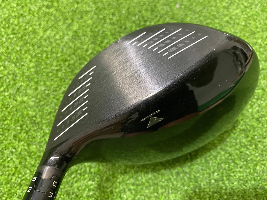 2013 Titleist 913 D3 8.5° Driver (EXCELLENT) - sole