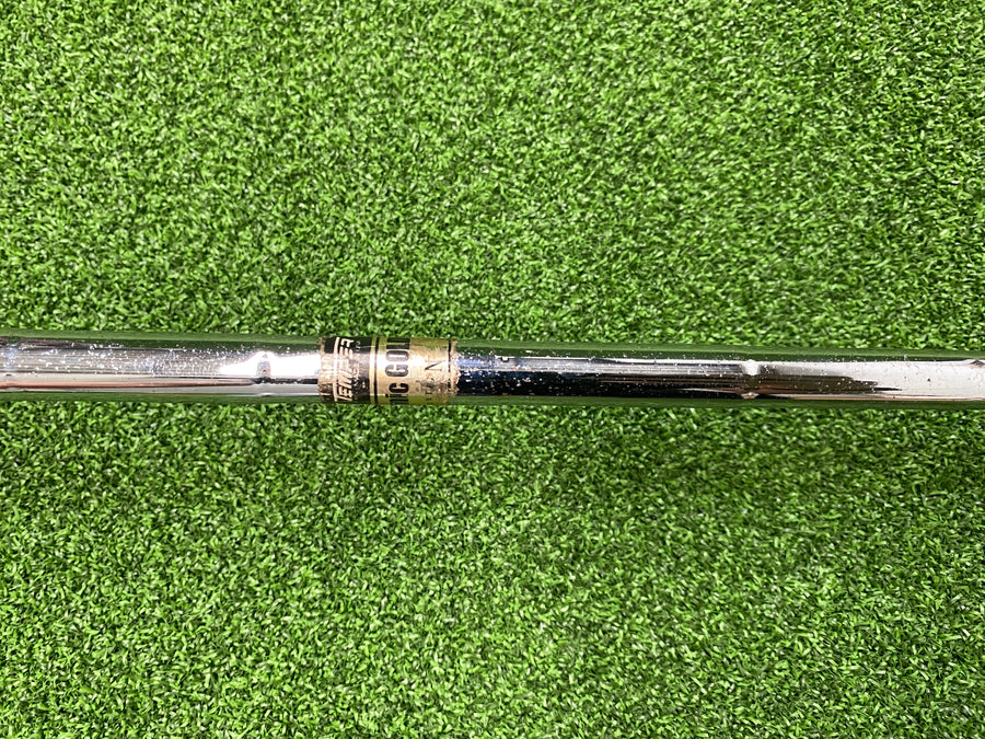 Fourteen MT-28 V2 51° Wedge - grip detail