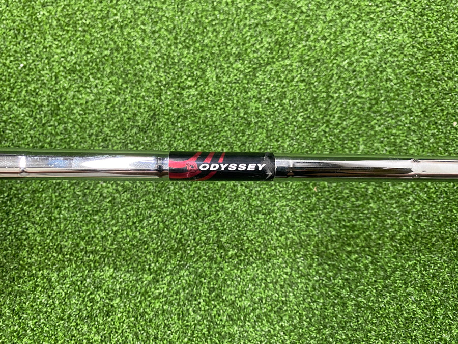 Odyssey Metal-X #1 34" Putter - grip detail