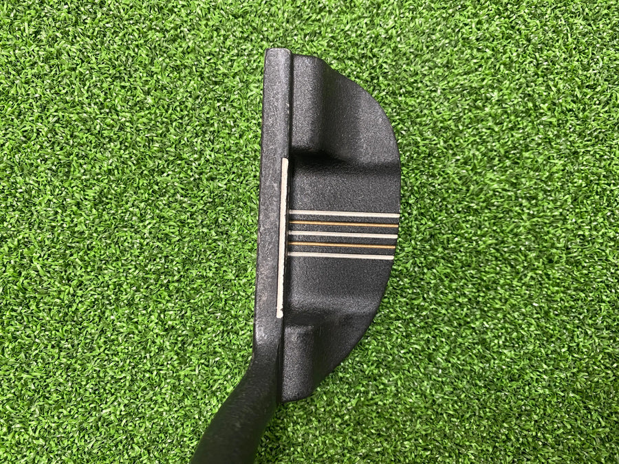 Wilson T.P.A. 34" Putter - sole