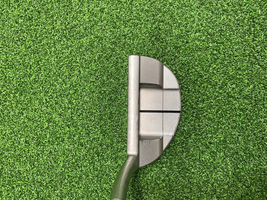 Scotty Cameron Select Newport 3 Putter 33" (USED) - sole