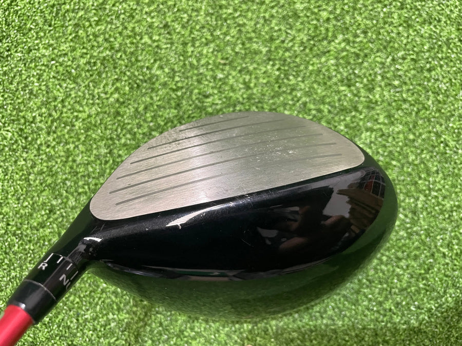 2013 Srixon Z525 9.5° Driver - shaft detail