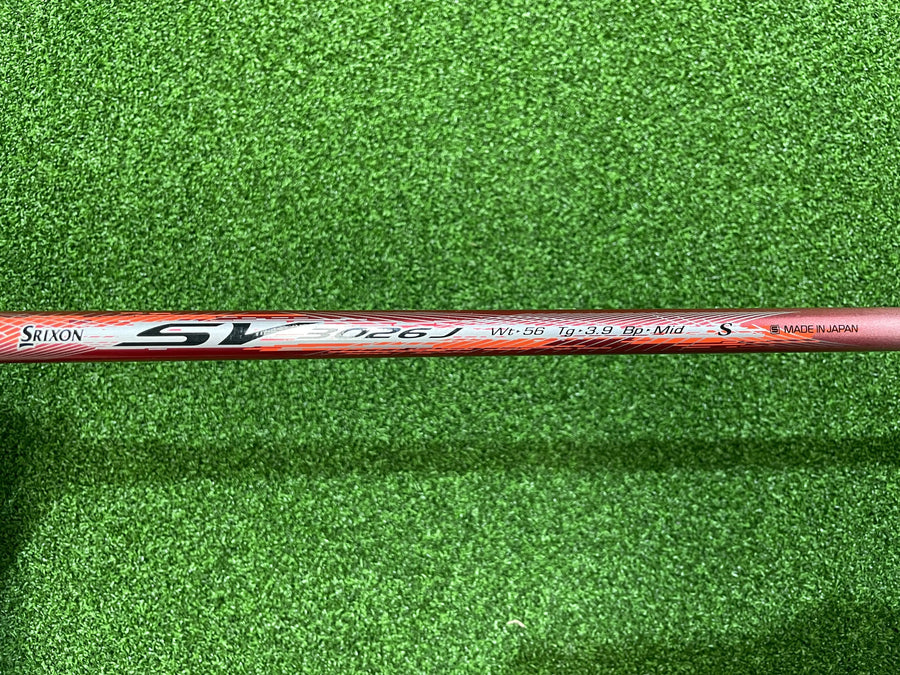 2013 Srixon Z525 9.5° Driver - grip detail