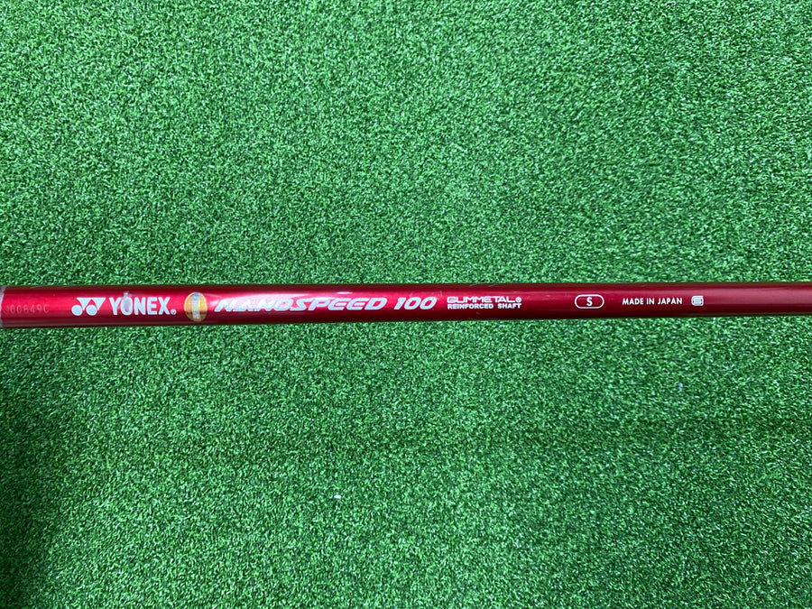 Yonex Nanov SD Driver 10.5° - grip detail