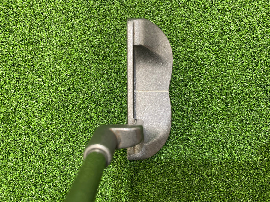 PING B60 Putter 35 - sole