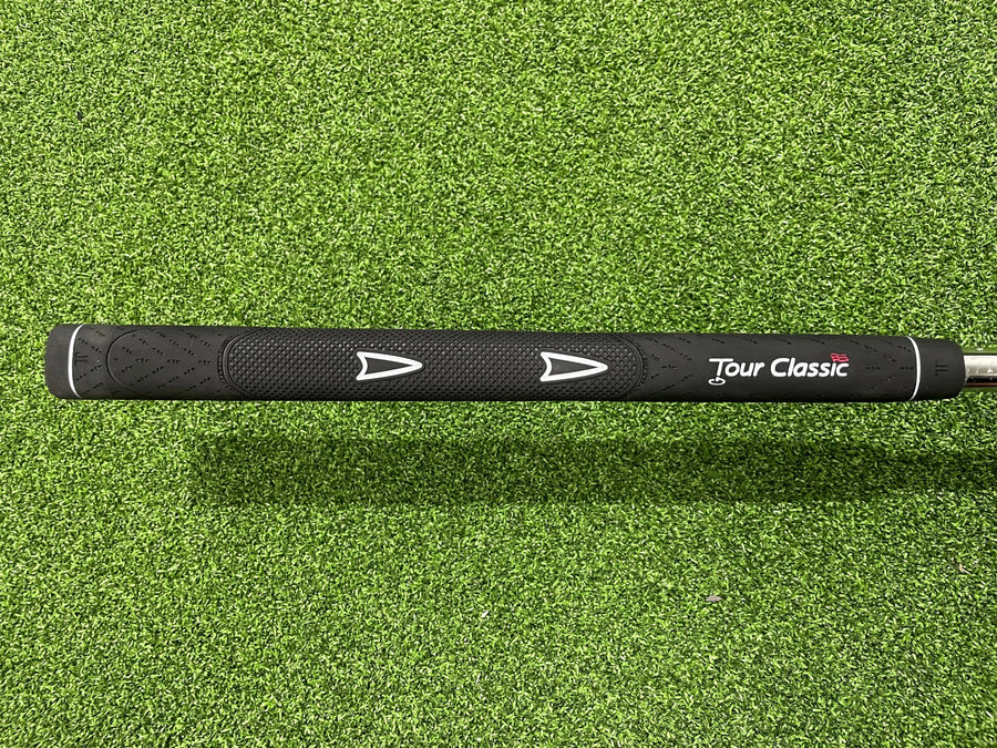 Odyssey White Hot Tour #1 Putter 34" (USED) - full length