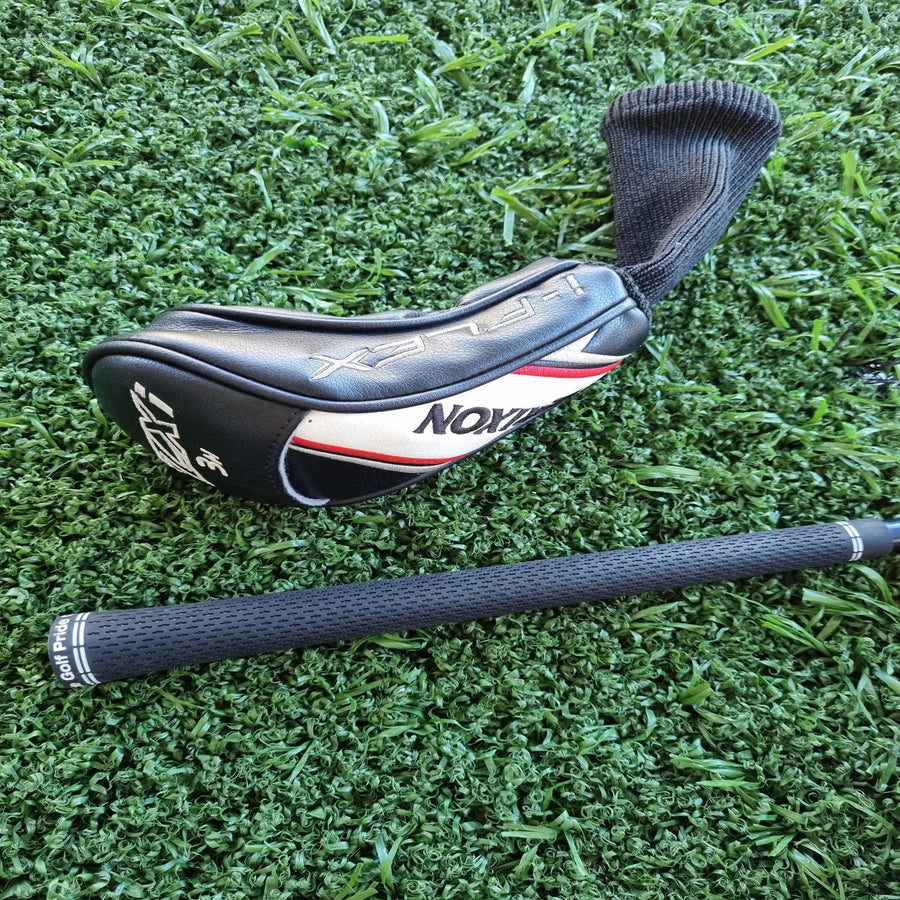 Srixon ZXi Hybrid Left Hand 19 Deg Regular (Ex Demo USED) - grip detail