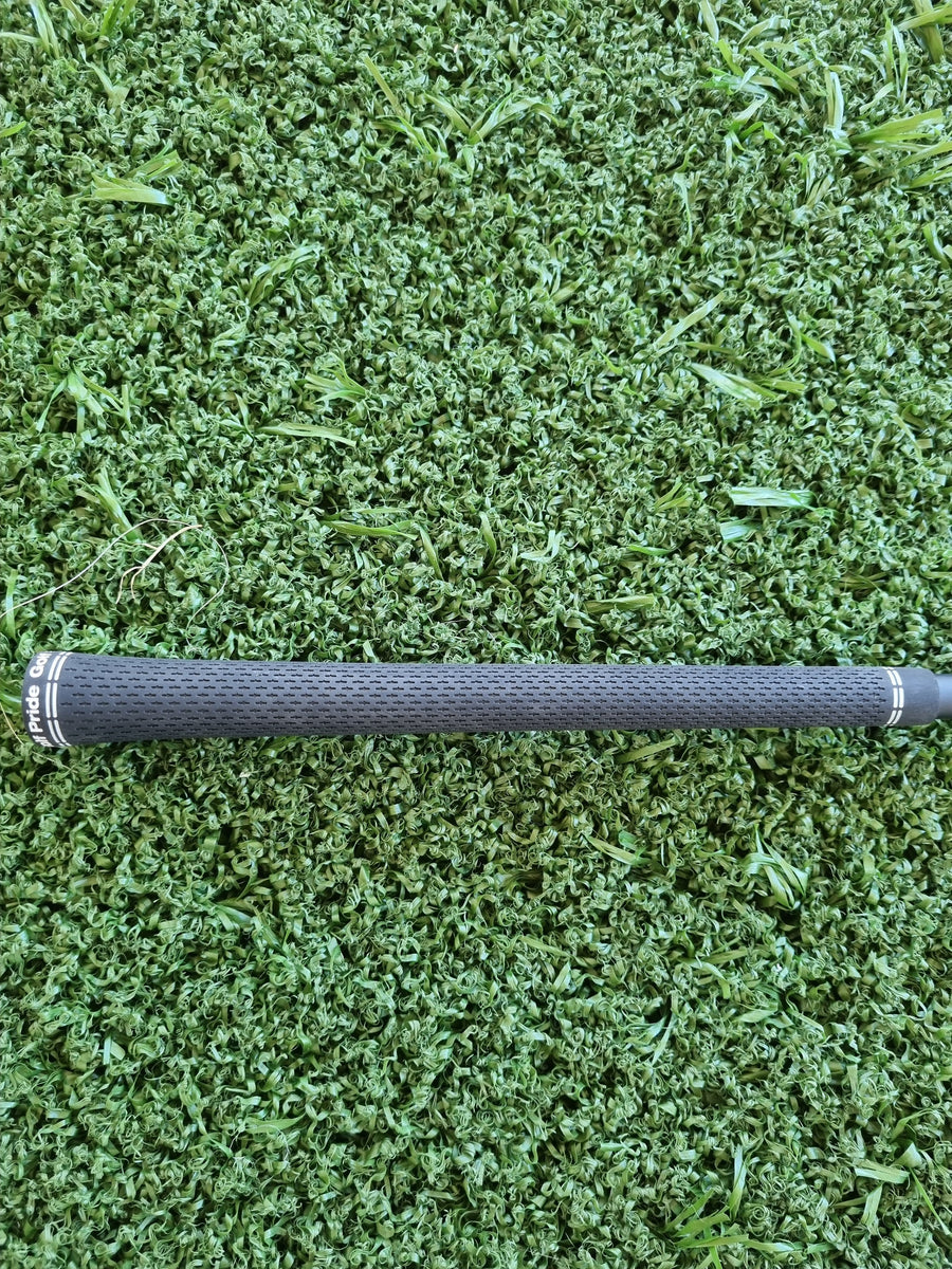 Srixon ZXiU #3 Utility 20 Deg Regular (Ex Demo USED) - grip