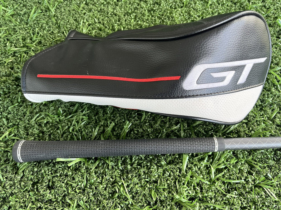 Titleist GT3 Driver 9° Stiff (Ex Demo) - headcover and grip