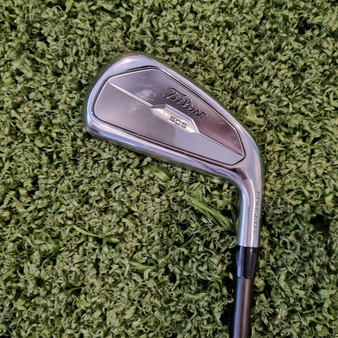 Titleist U505 #2 Utility Iron  17.0° – STIFF (DEMO)