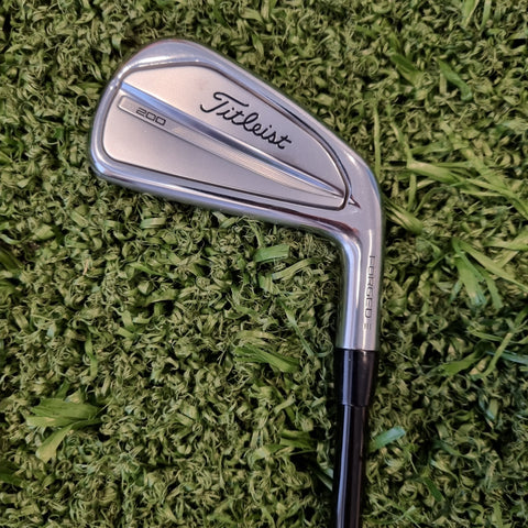 Titleist T200 #2 Utility Iron 17.0° –STIFF (DEMO)