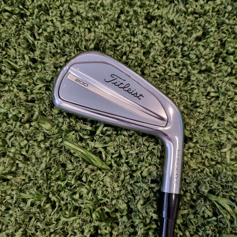 Titleist T200 #4 Utility Iron 22.0° – STIFF (DEMO)